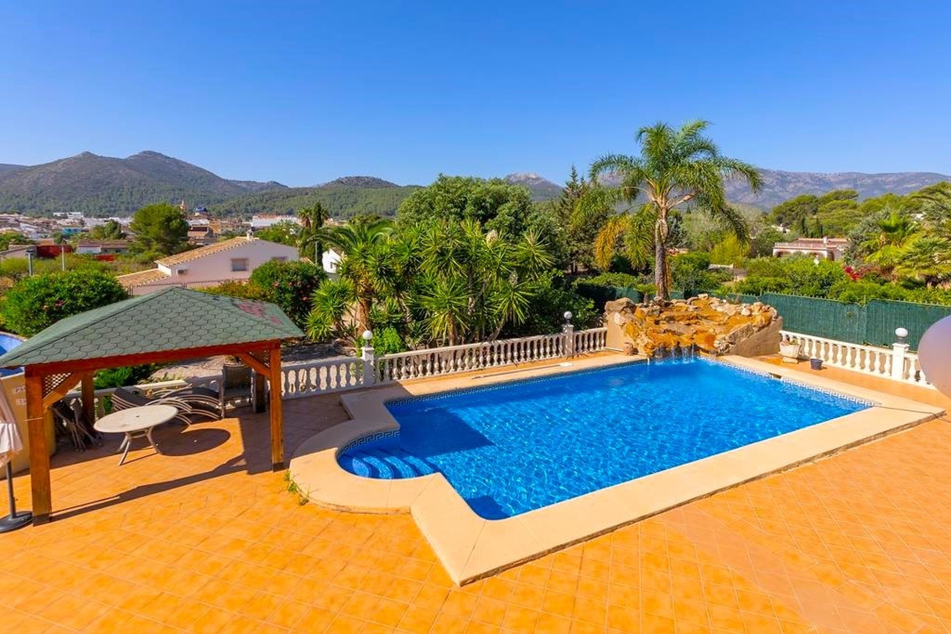 Resale - Villa - Jalon - Xalo - Valle de Paraiso