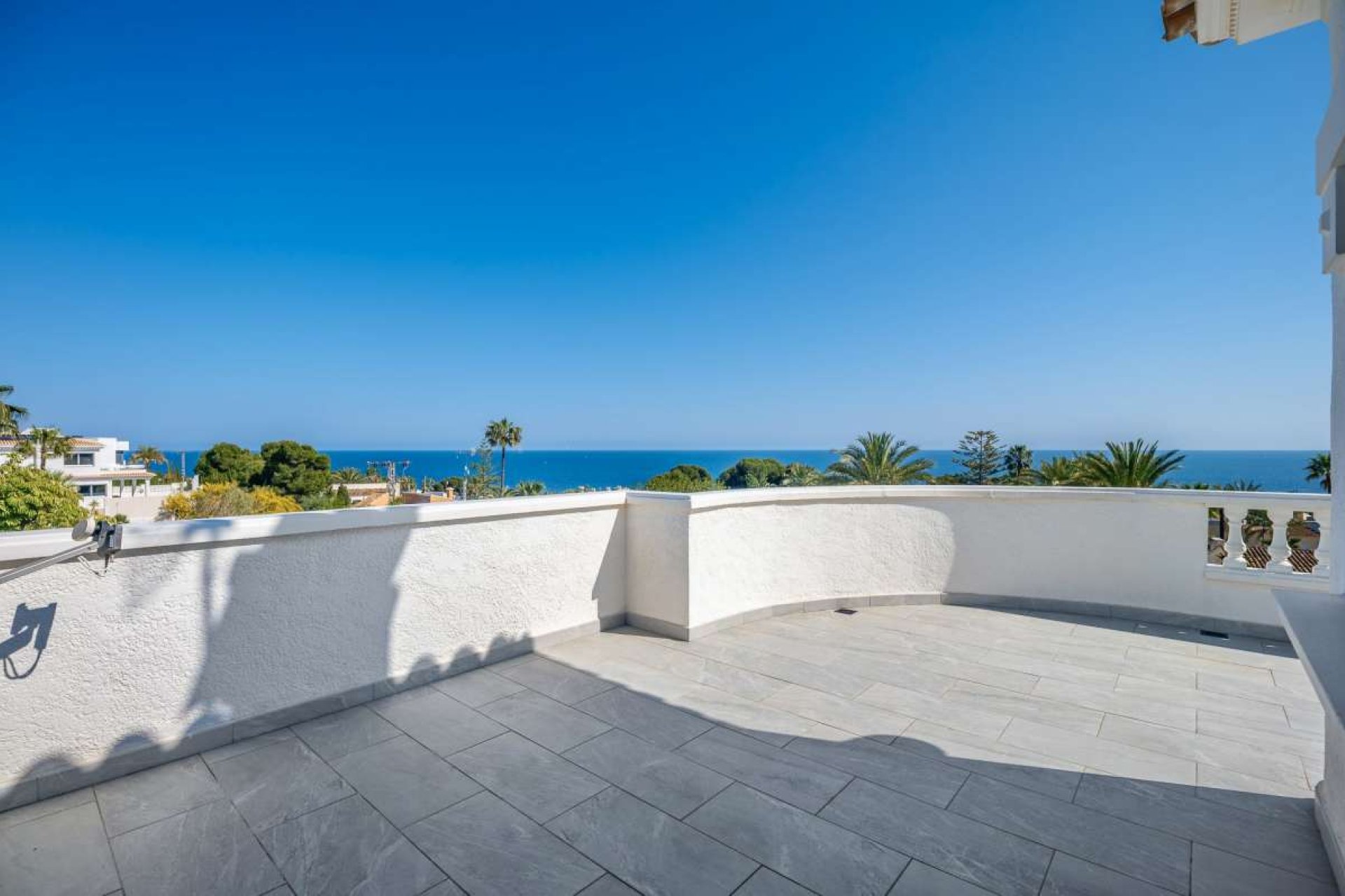 Resale - Villa - Les Bassetes - Basetes