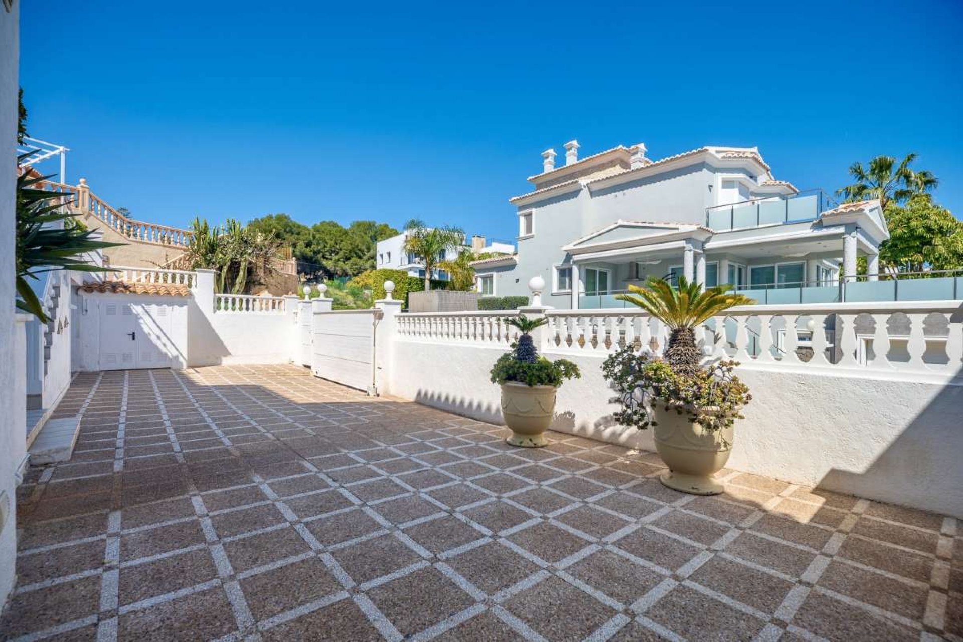 Resale - Villa - Les Bassetes - Basetes