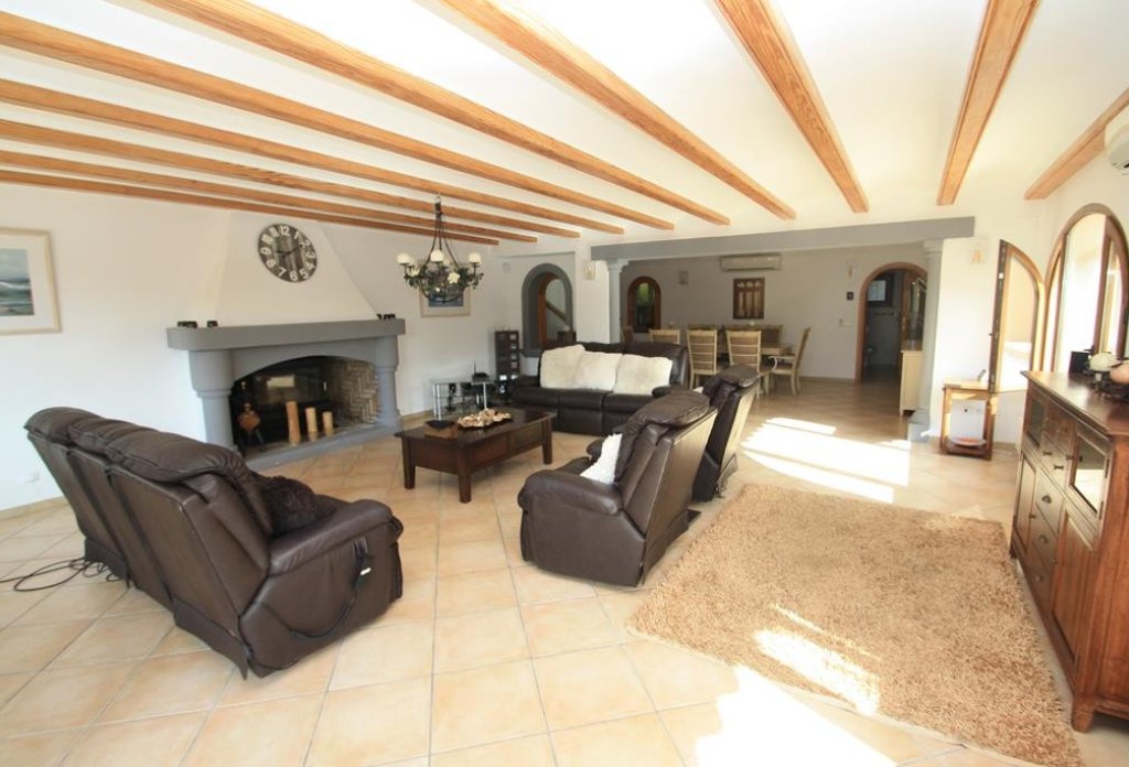 Resale - Villa - Moraira