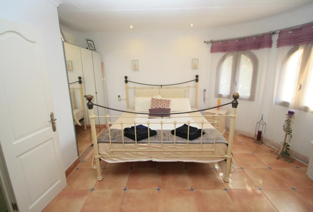 Resale - Villa - Moraira
