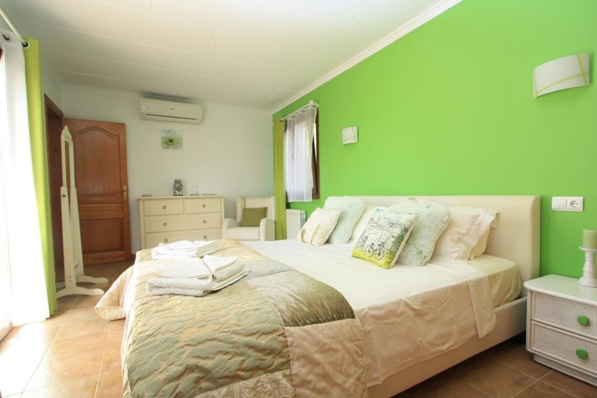 Resale - Villa - Moraira