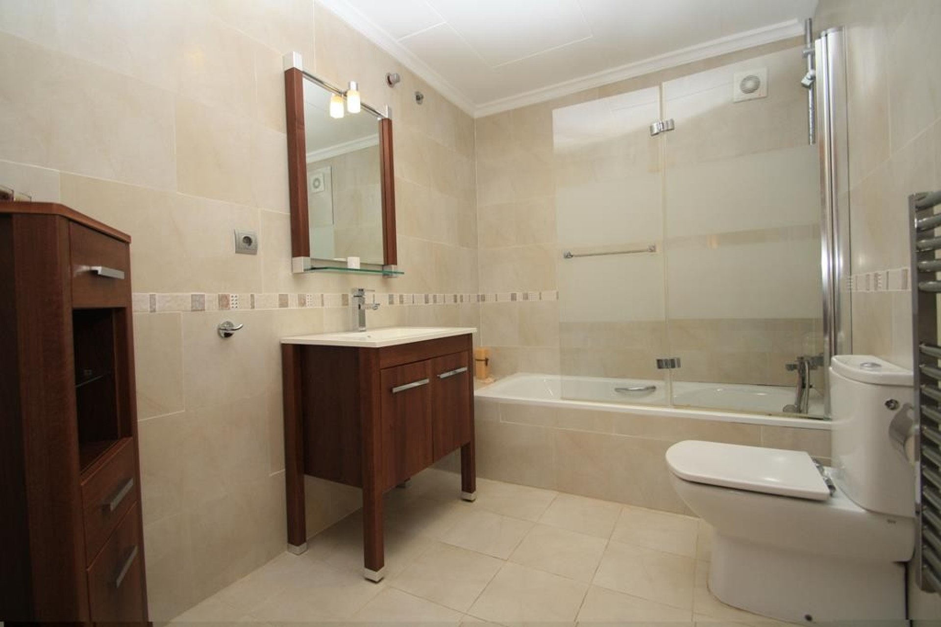 Resale - Villa - Moraira