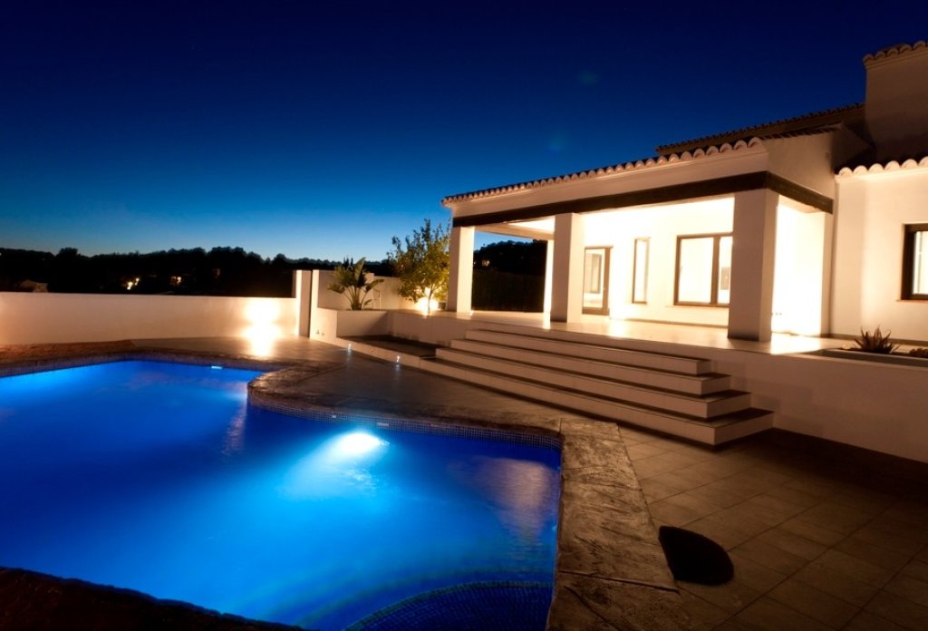 Resale - Villa - Moraira