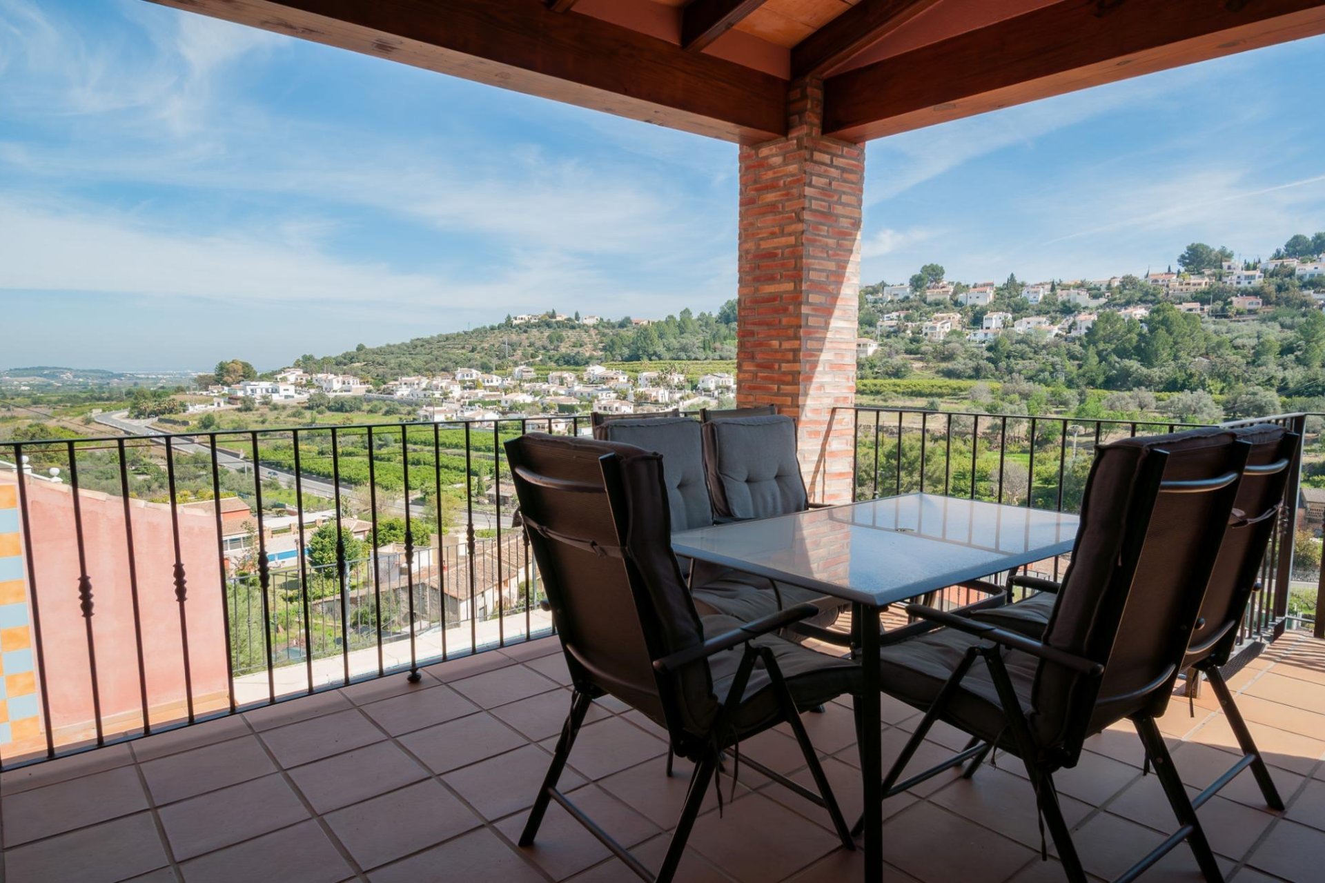 Resale - Villa - Orba - Zona Residencial