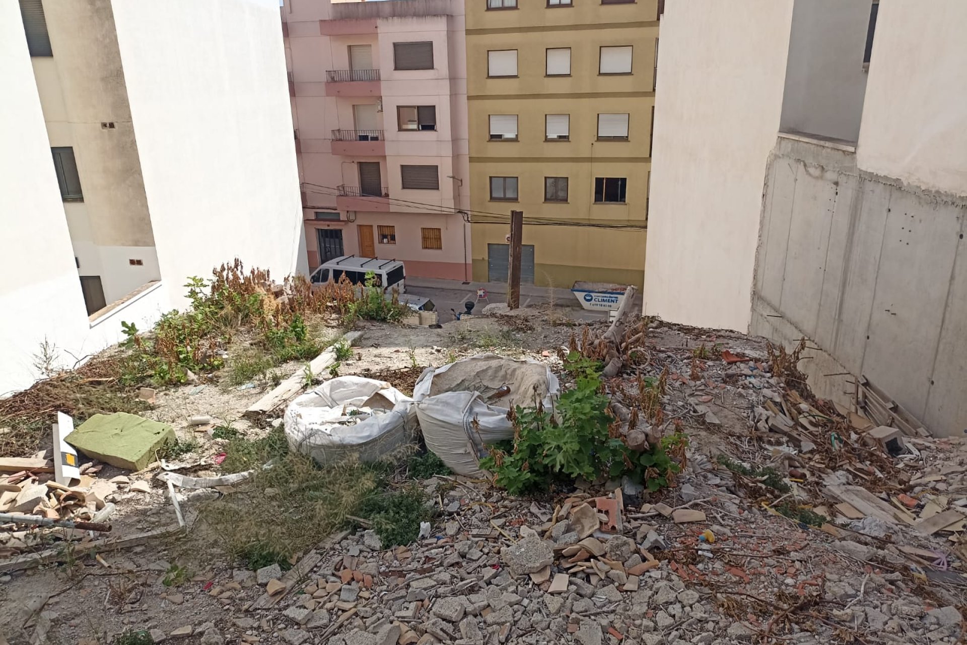 Reventa - Plot - Benissa