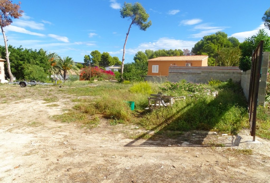 Reventa - Terreno - Teulada - Zona Residencial