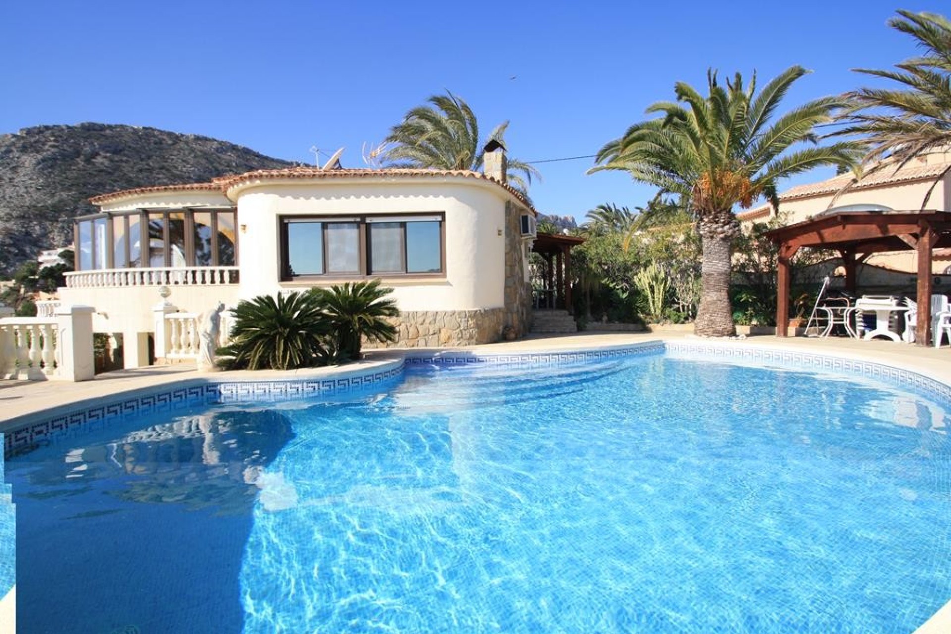 Reventa - Villa - Calpe - Puerto blanco