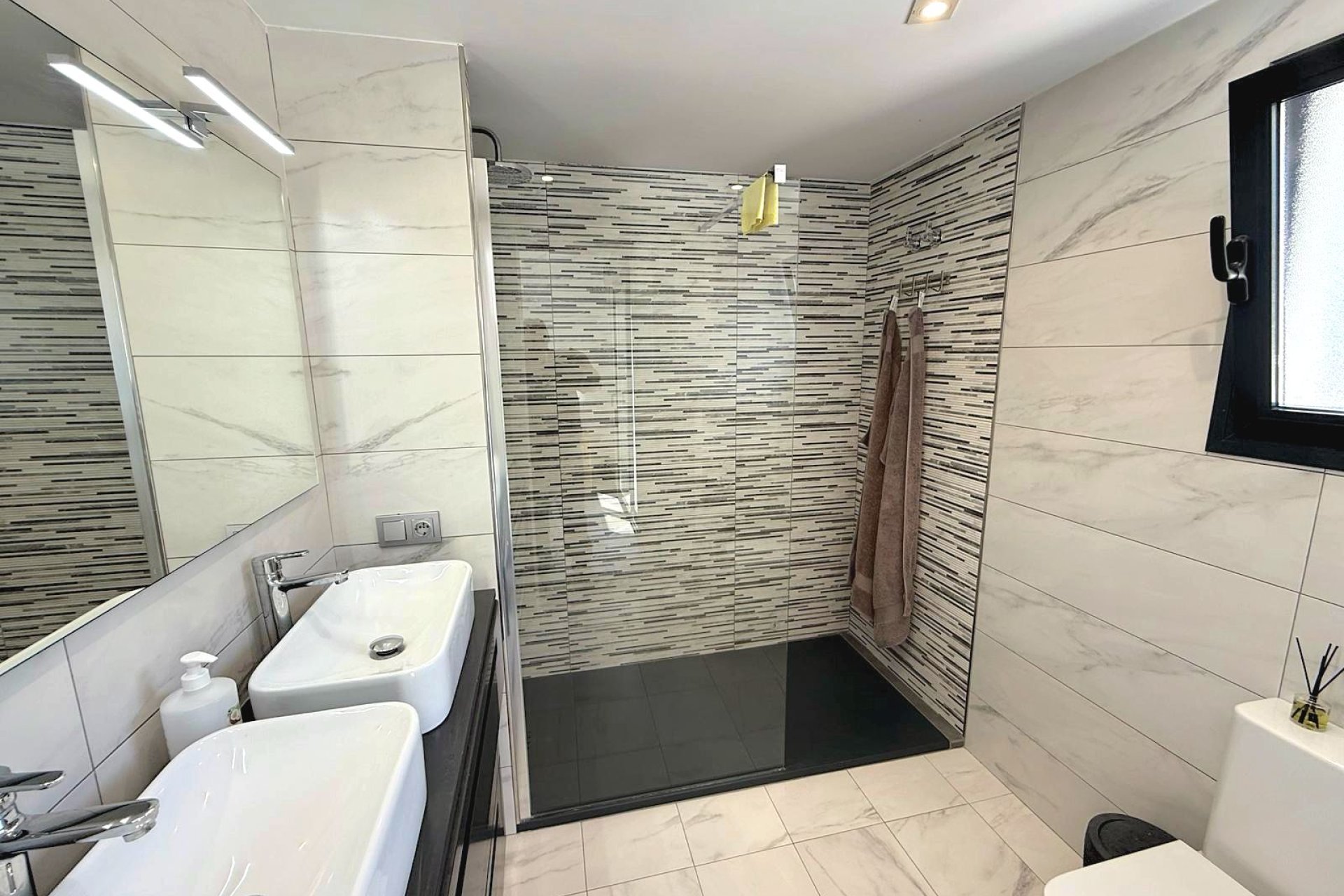 Reventa - Villa - Calpe - Urbanizaciones