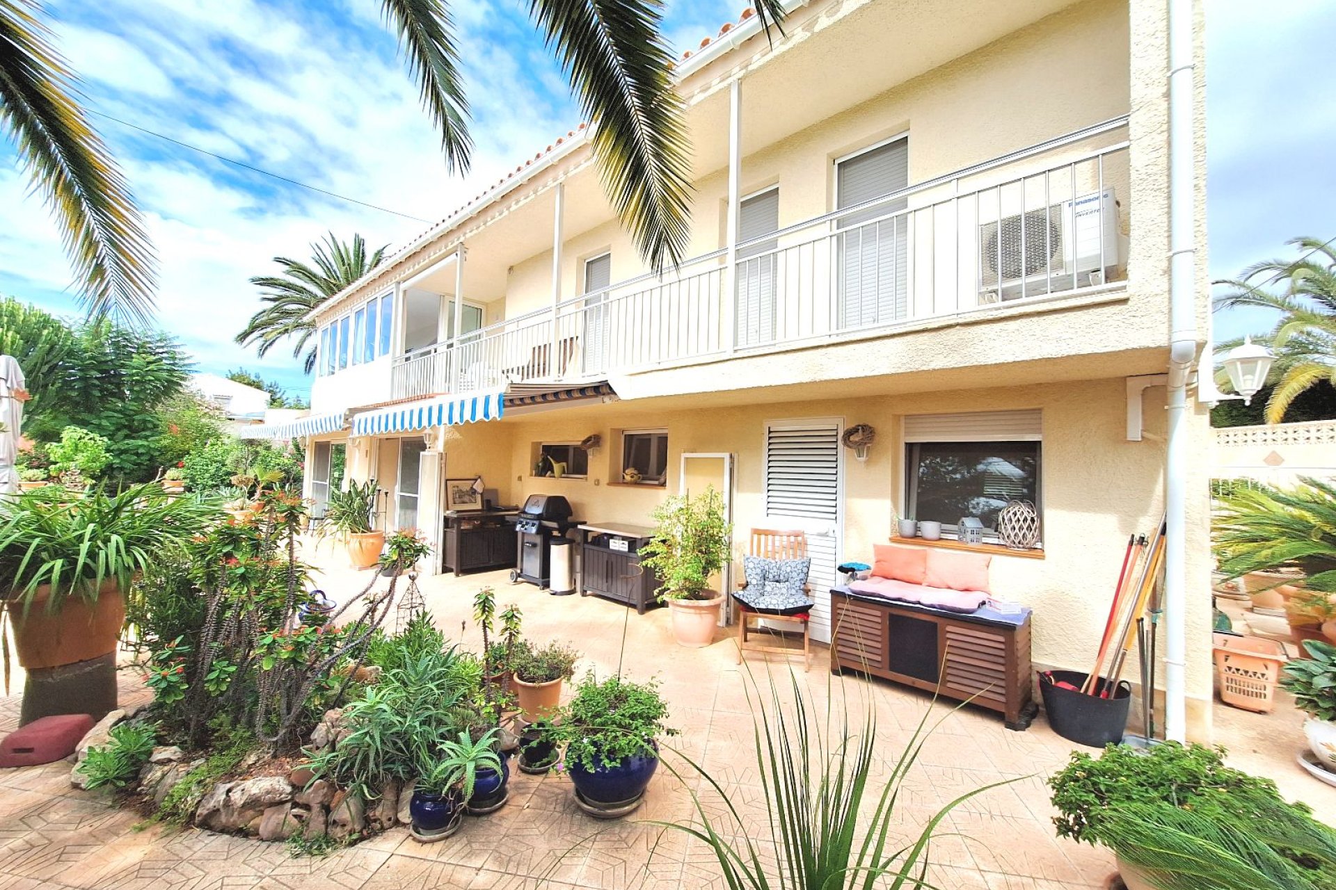 Reventa - Villa - Calpe - Urbanizaciones