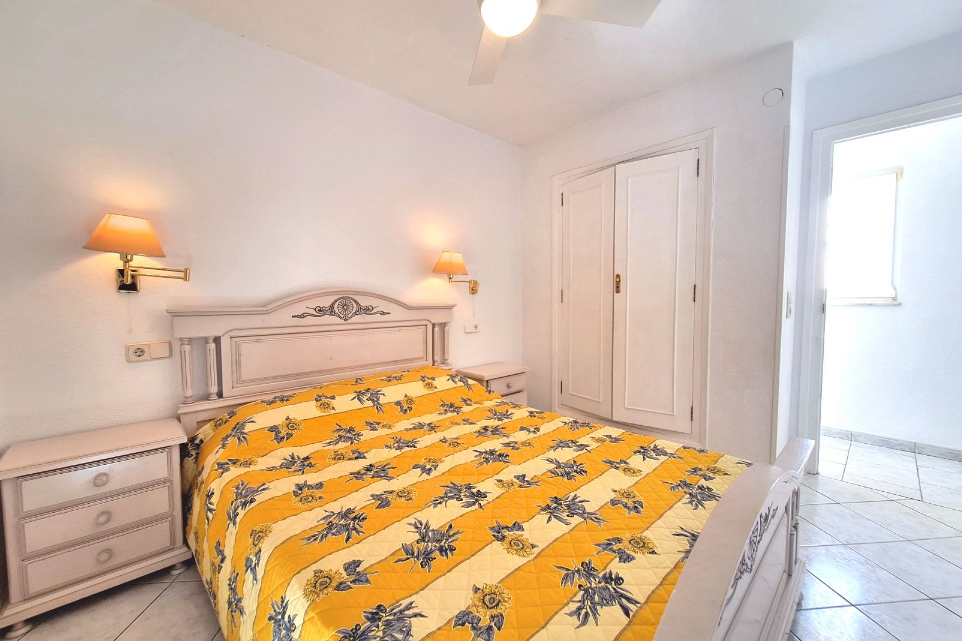 Reventa - Villa - Calpe - Urbanizaciones