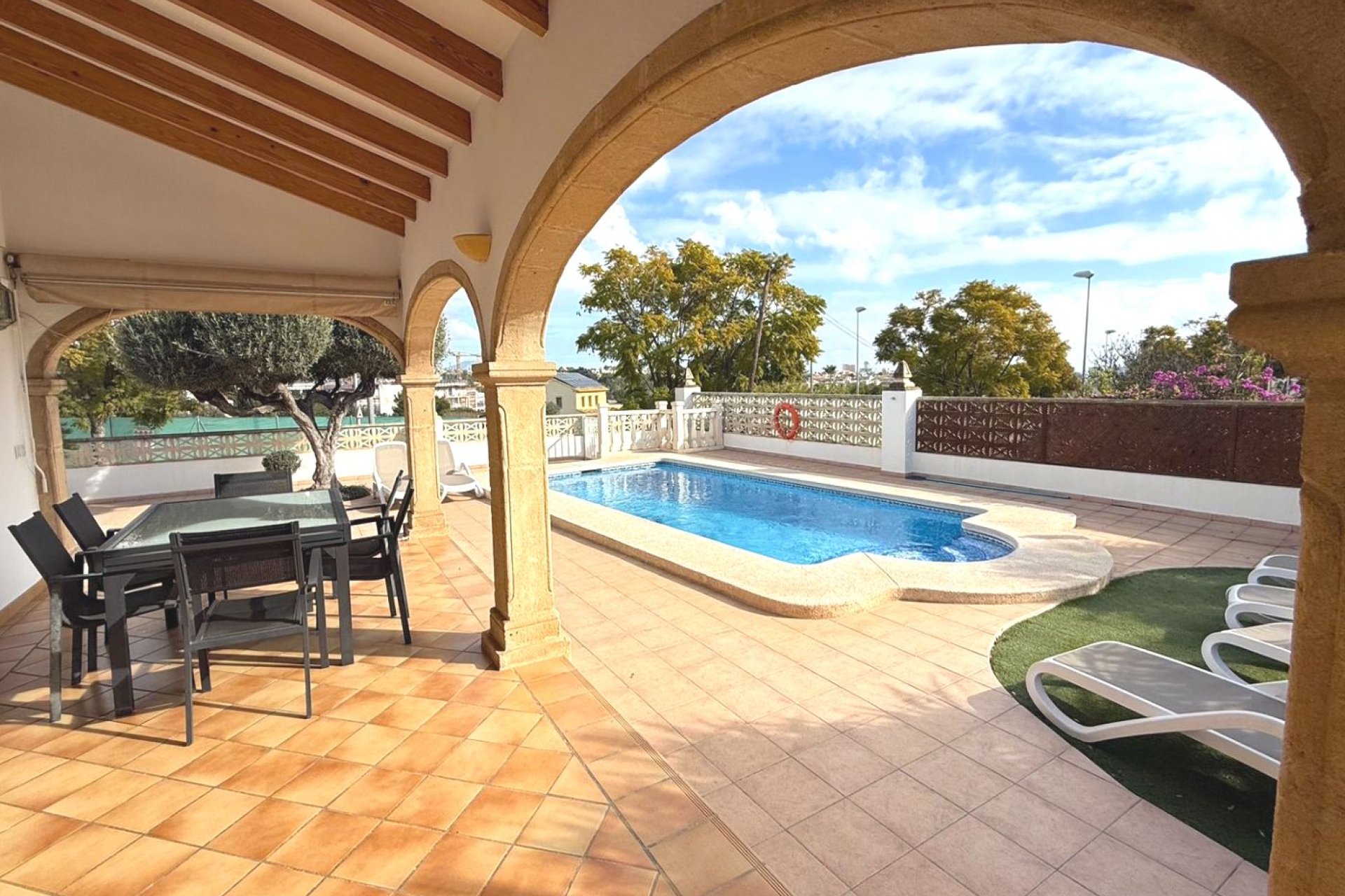 Reventa - Villa - Calpe - Urbanizaciones