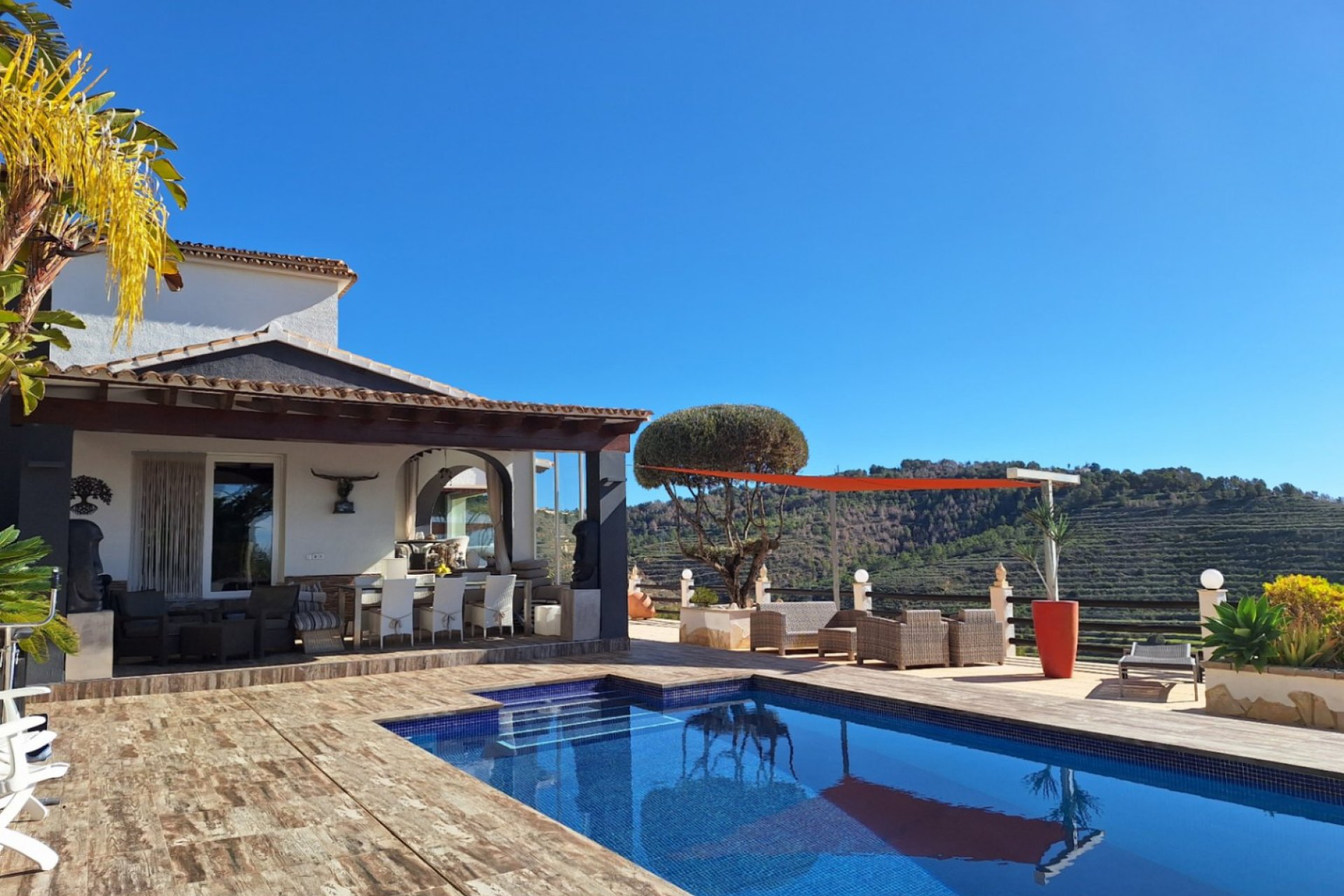 Reventa - Villa - Calpe - Urbanizaciones