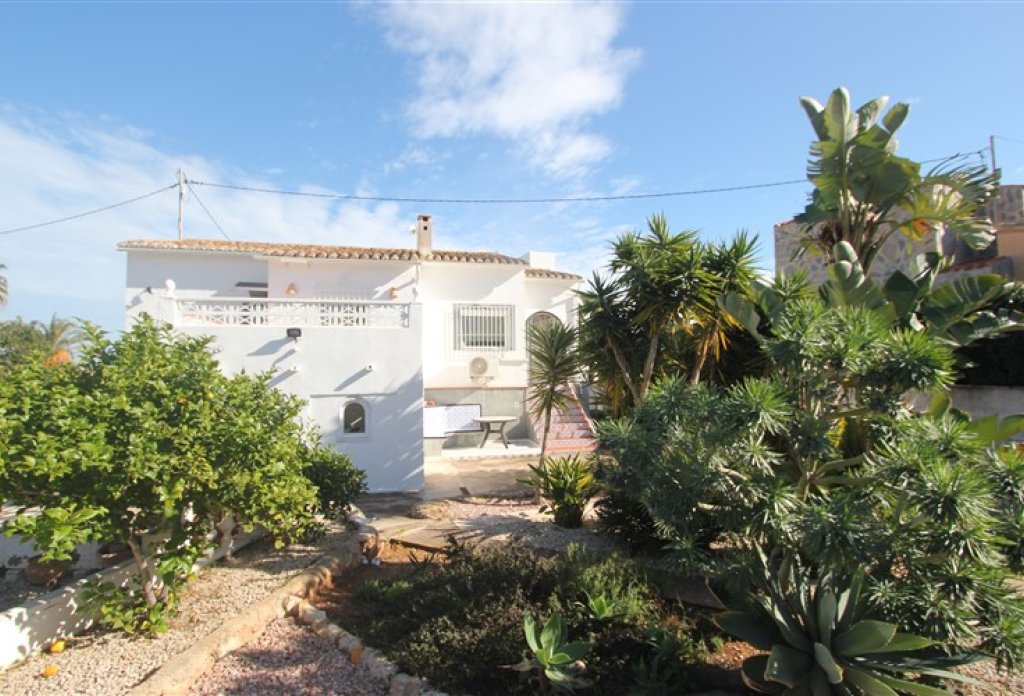 Reventa - Villa - Calpe - Urbanizaciones
