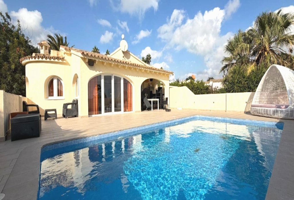 Reventa - Villa - Calpe - Urbanizaciones