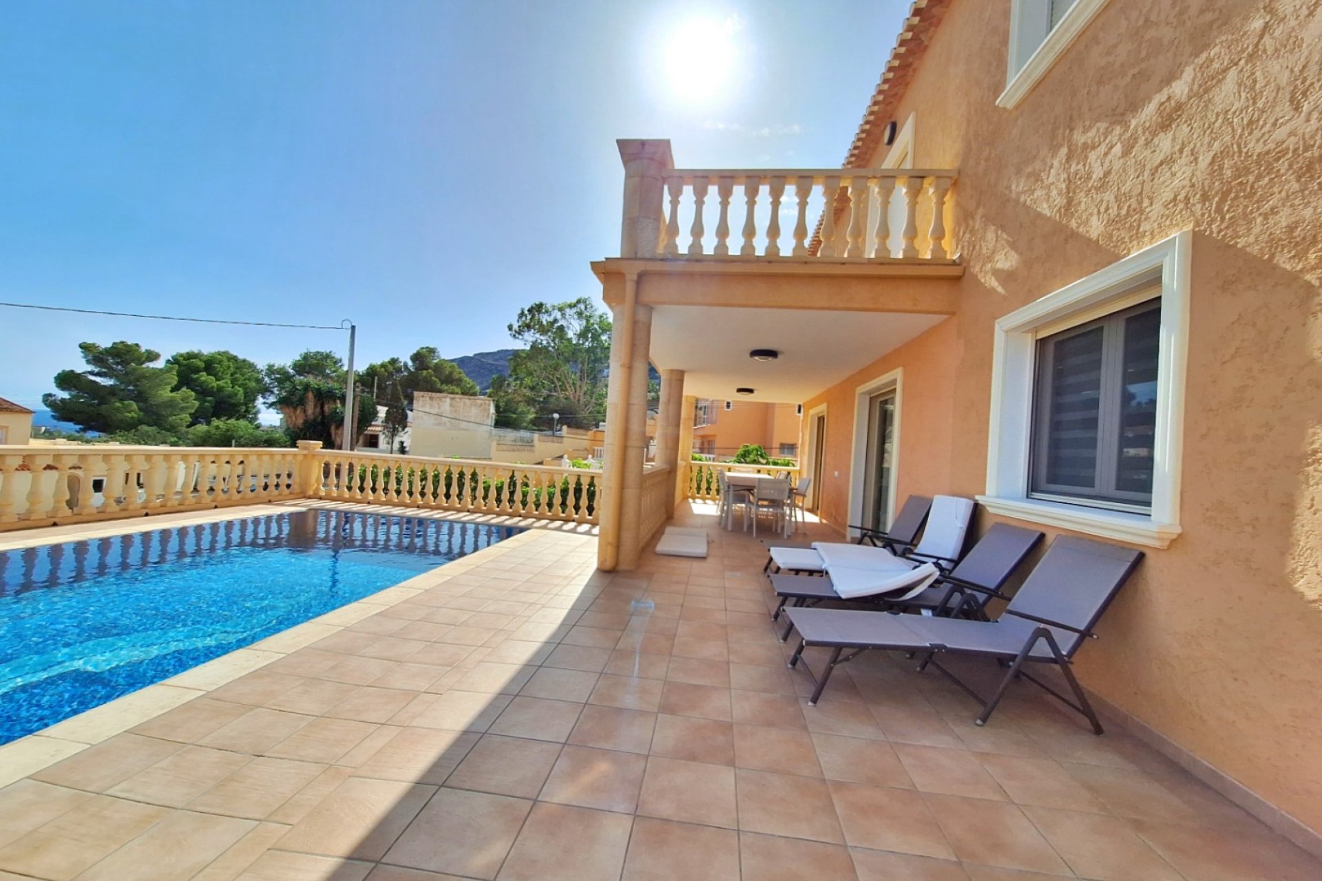 Reventa - Villa - Calpe - Zona Residencial