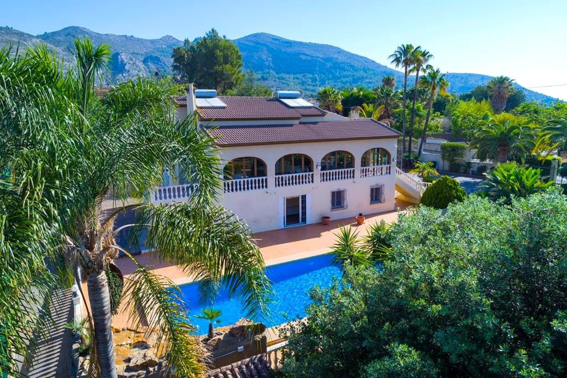 Reventa - Villa - Jalon - Xalo - Valle de Paraiso