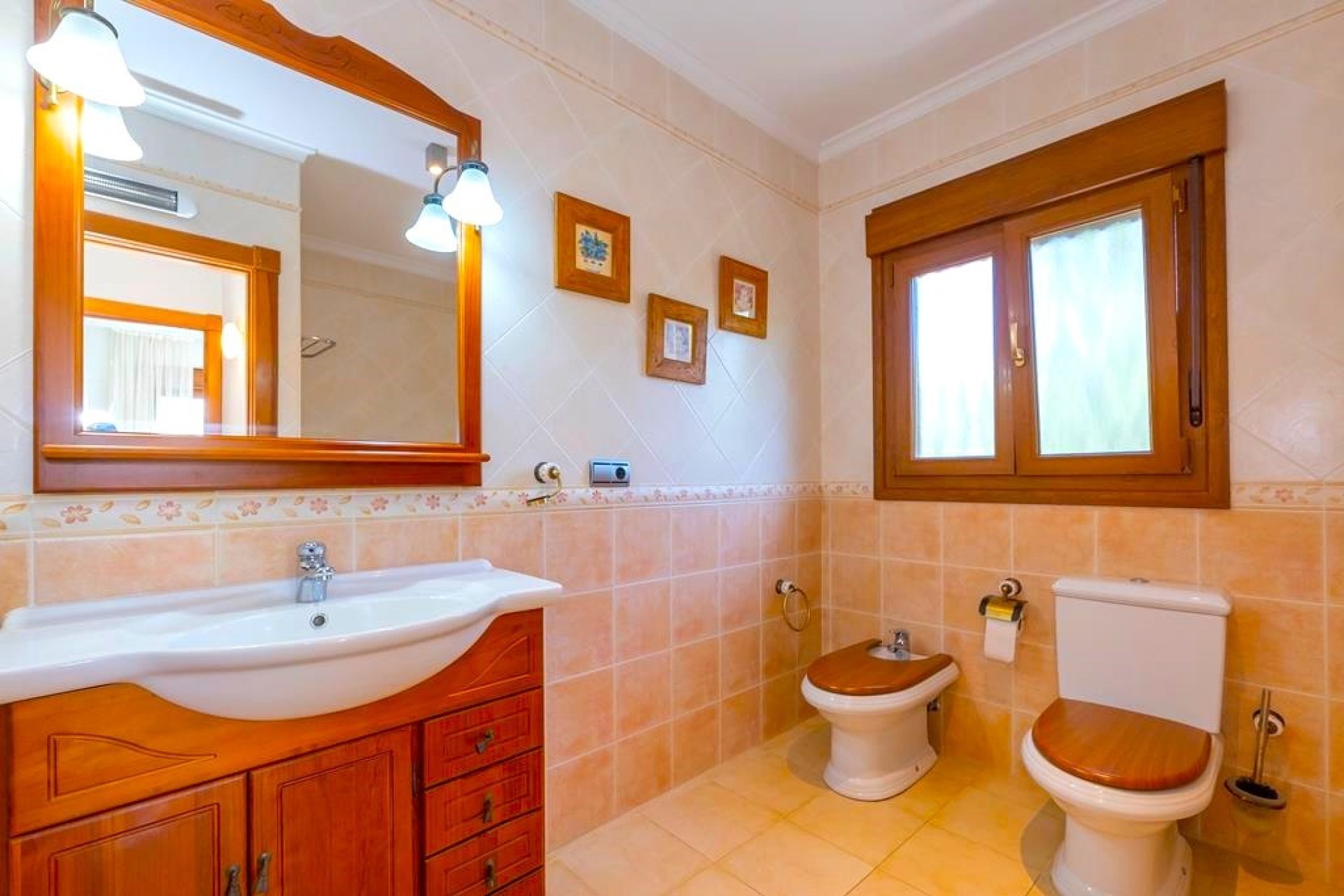 Reventa - Villa - Jalon - Xalo - Valle de Paraiso