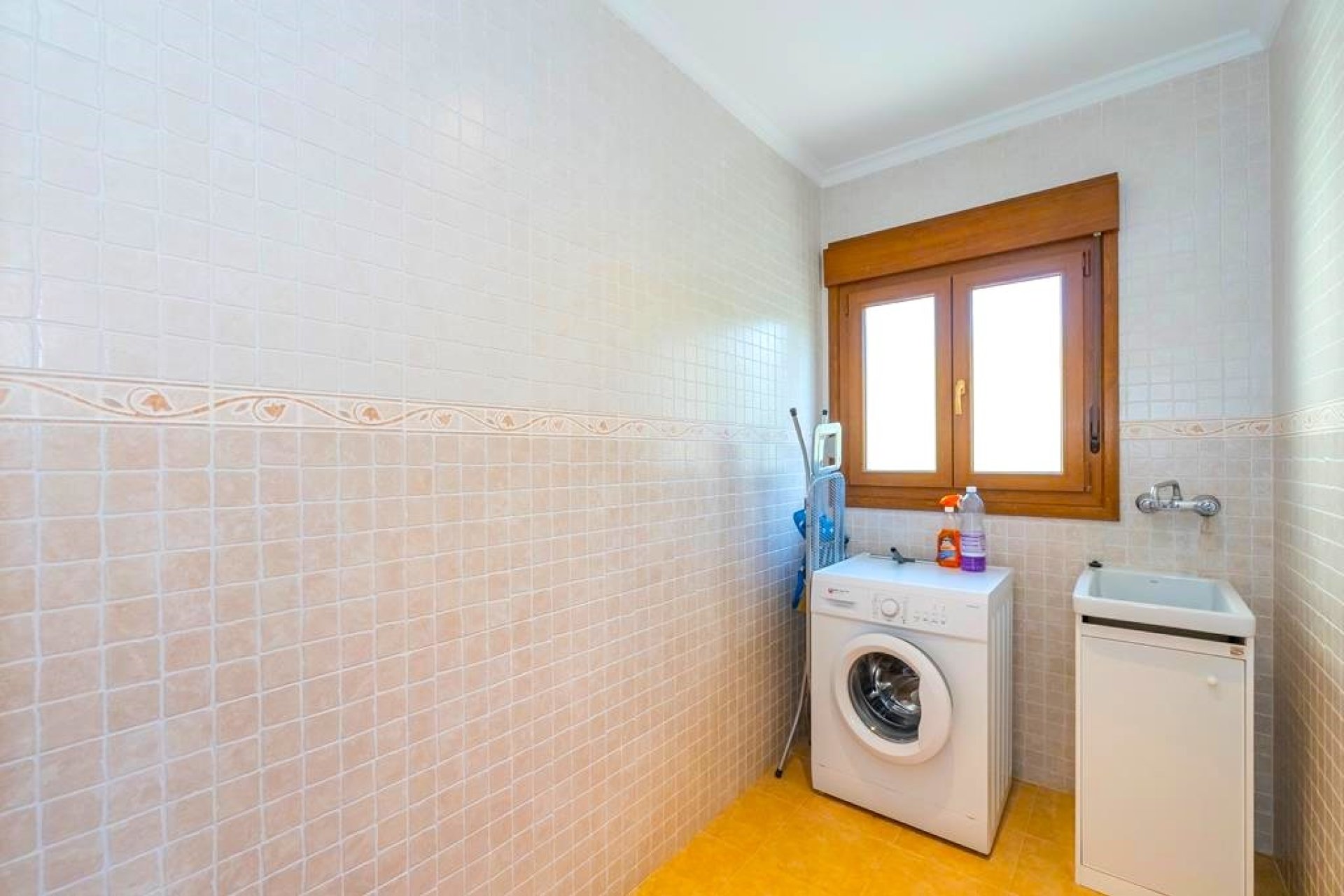 Reventa - Villa - Jalon - Xalo - Valle de Paraiso