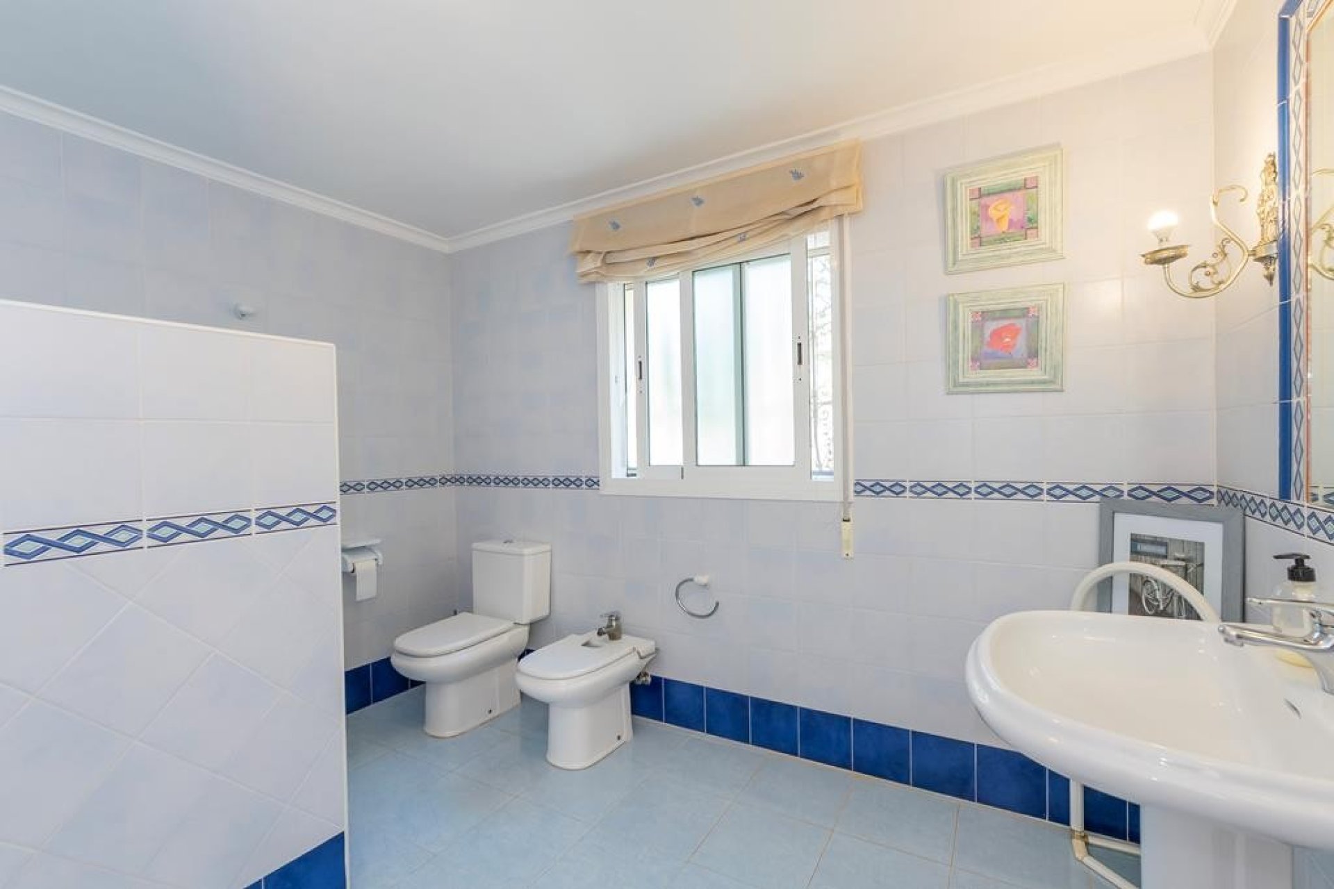 Reventa - Villa - Jalon - Xalo - Valle de Paraiso